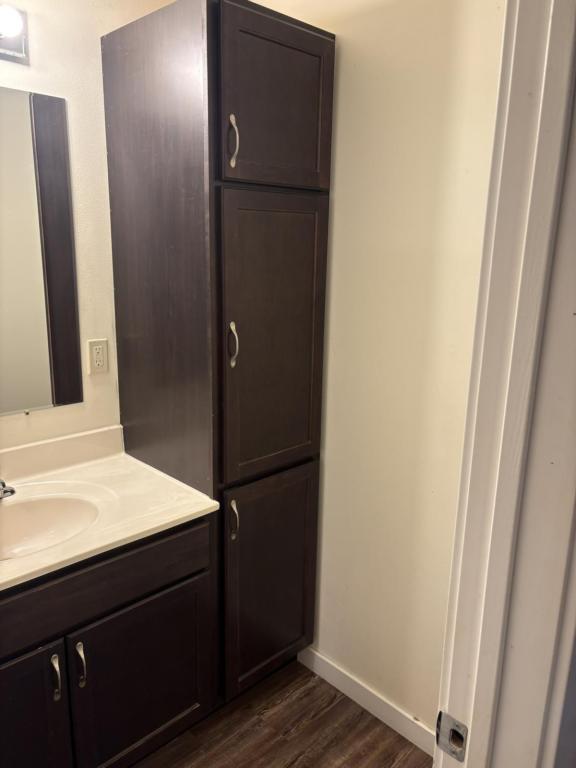 Building Photo - 128 NE 3rd St