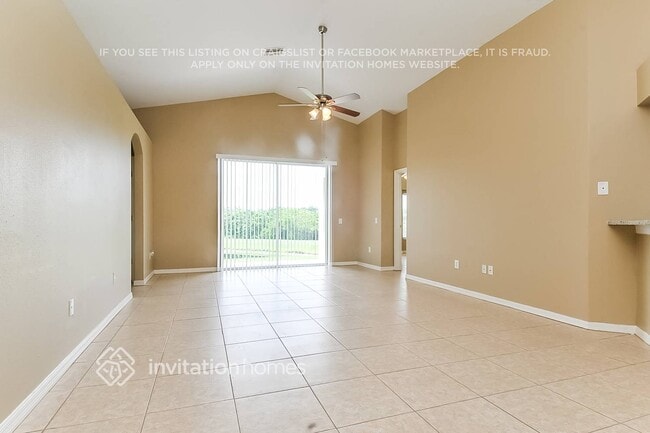 Building Photo - 10050 Creek Bluff Dr