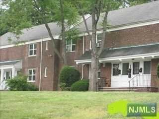 Primary Photo - 169 Fort Lee Rd