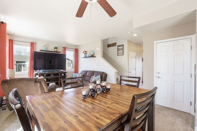 Building Photo - 3 br, 3 bath House - 420 Castle Pines