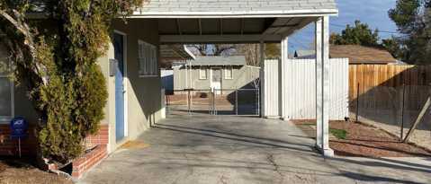 Foto del edificio - 1071 E Oakey Blvd