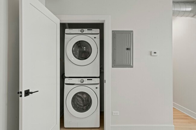 Foto del edificio - 432-436 S. Maple Ave, Unit 436 - 301