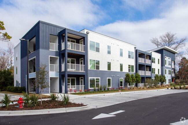 Building Photo - Ethos Apartments | New Contstruction