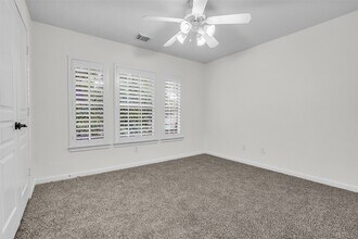 Building Photo - 79 W Shale Creek Cir