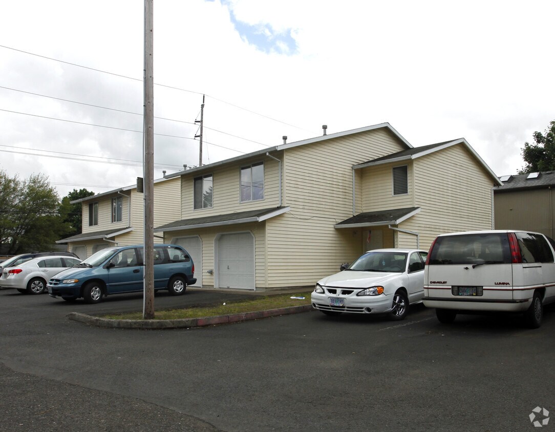 Foto del edificio - 19945 NE Halsey St