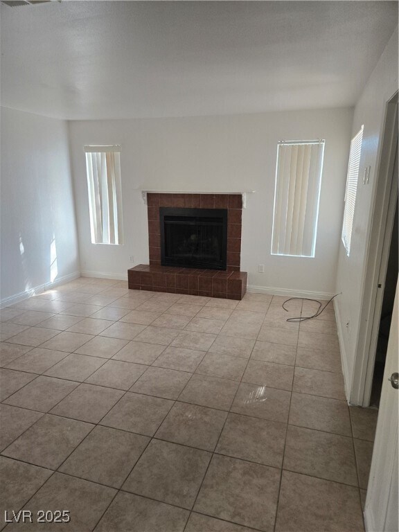 Building Photo - 2706 Jennydiane Dr