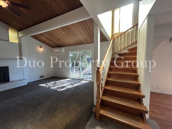 Photo - G Street Apartment