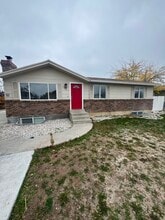 Building Photo - 54 W 300 S St