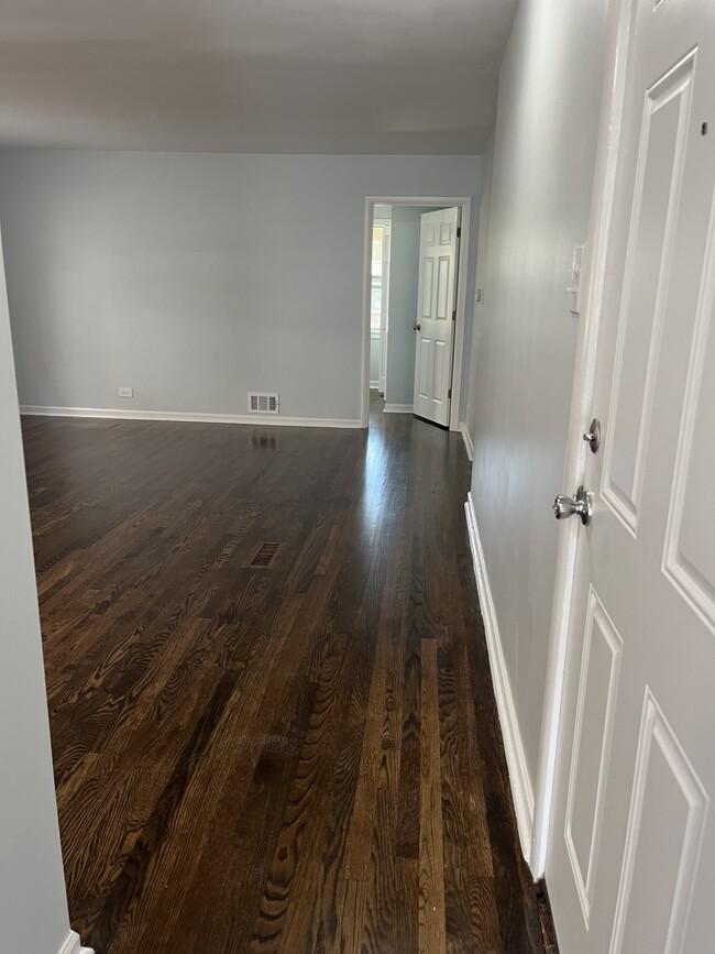 Living Room - 728 Dobson St