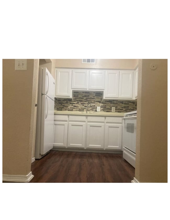 Photo - 2701 Green Oaks Rd (Fort Worth, TX) Apartments