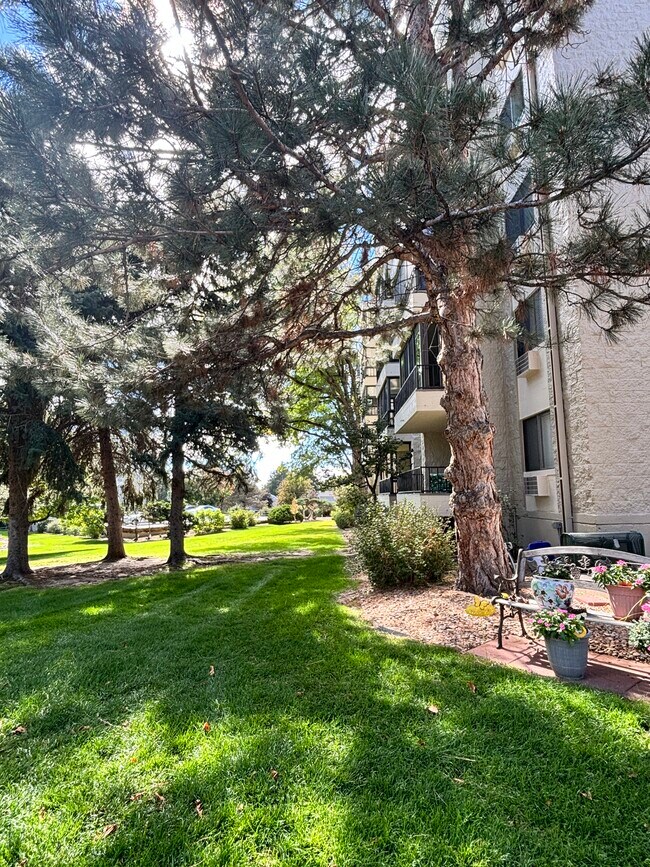Foto del edificio - 13890 E Marina Dr