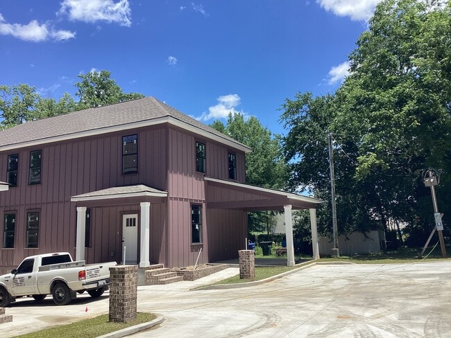 Building Photo - 2516 Richland St