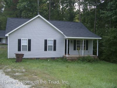 Primary Photo - 627 Kenneth Rd