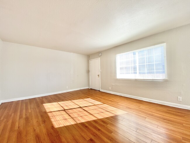 Foto del edificio - 6339 10th Ave