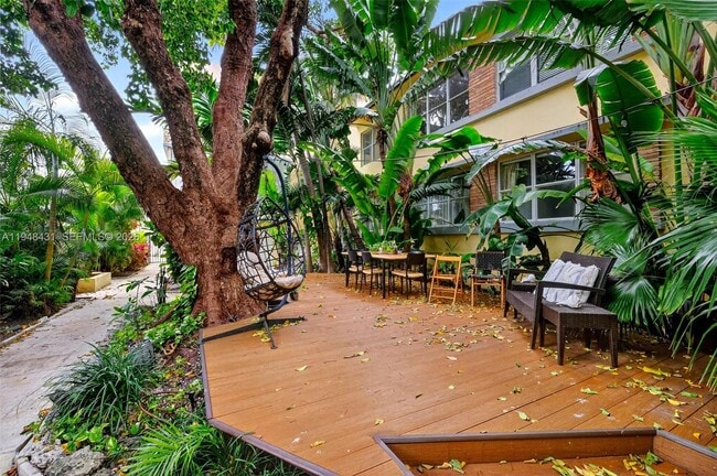 Foto del edificio - 1446 Lenox Ave.