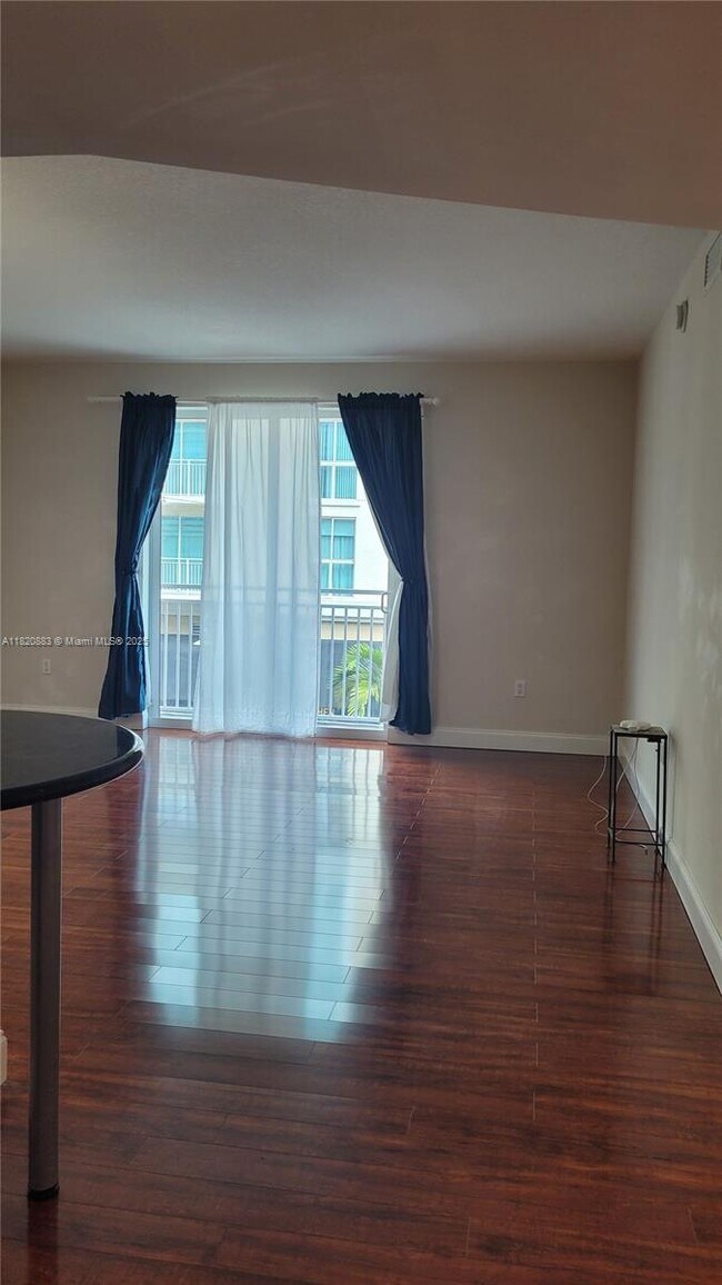 Building Photo - 7285 SW 90th St