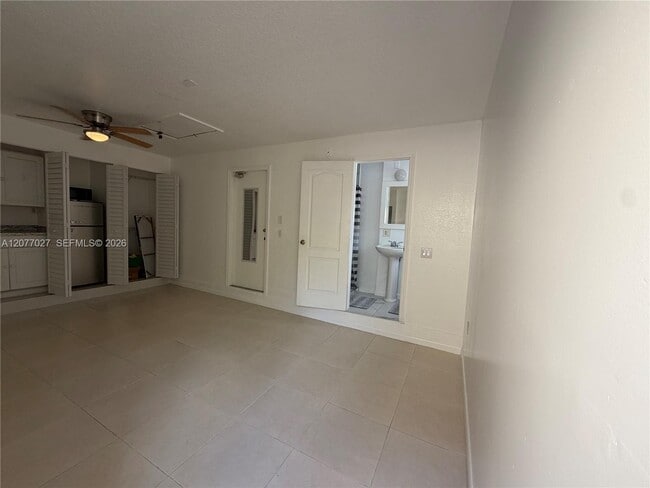 Building Photo - 16467 SW 50th Ter