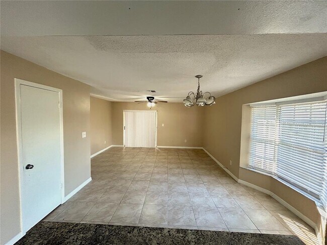 Building Photo - 3430 Arbor Oaks Ct