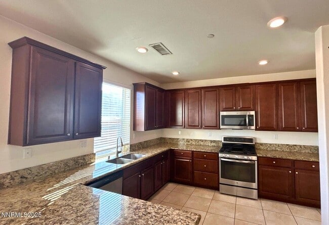 Building Photo - 2598 Piero Ct