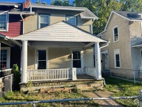 Building Photo - 3127 5th Ave