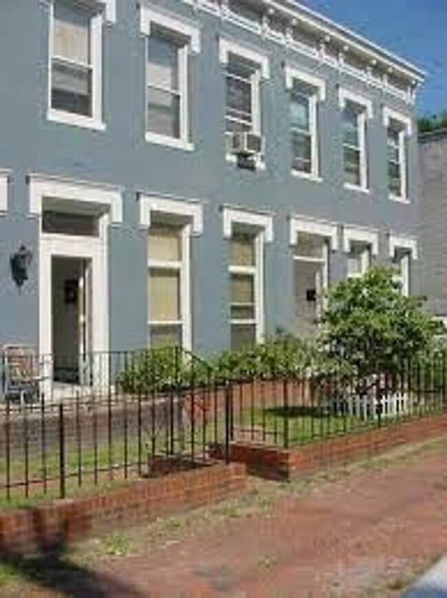 Building Photo - 10 N Harrison St