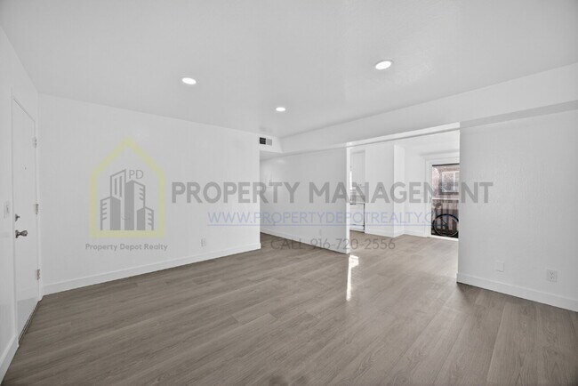 Foto del edificio - Remodeled 2-Bedroom Gem Near Sac City College - $1900/month!