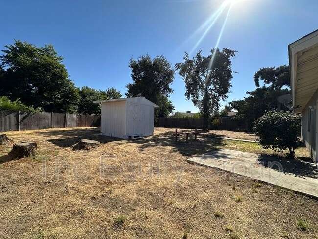 Building Photo - 2036 N Jacob Ct