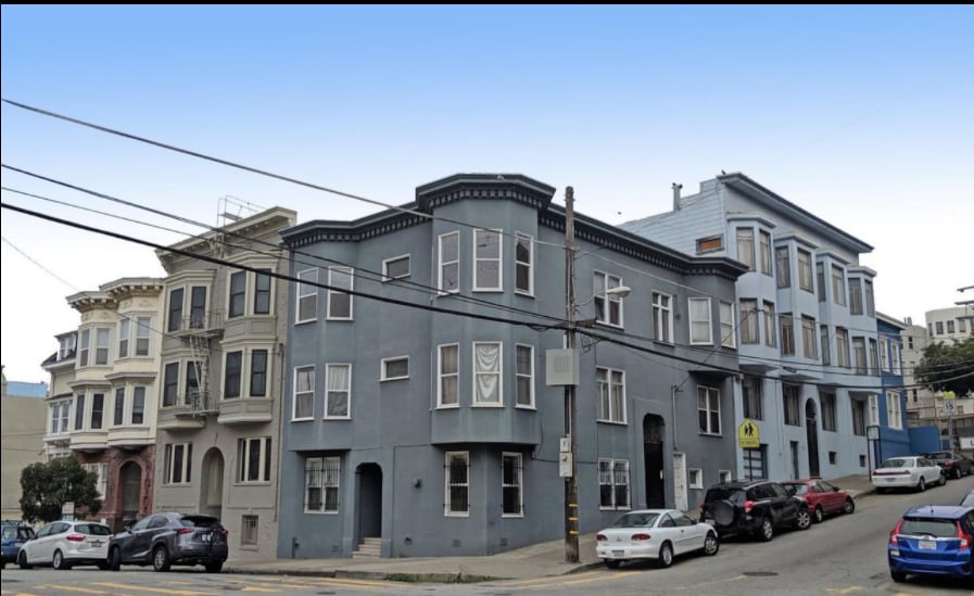 Exterior Building - 1700 Larkin St
