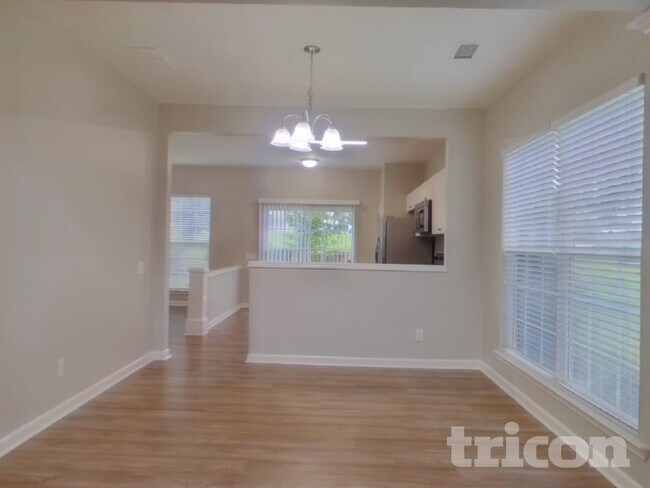 Foto del edificio - 2521 Wingdale Dr