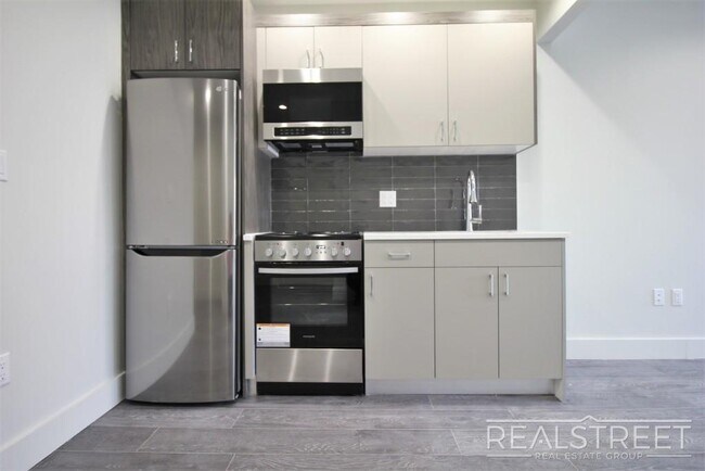 Plano de planta - 1166 Saint Johns Place
