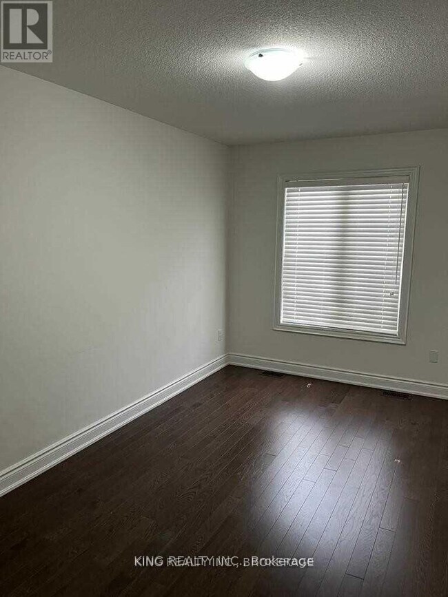 Photo du bâtiment - 6 Fordham Rd