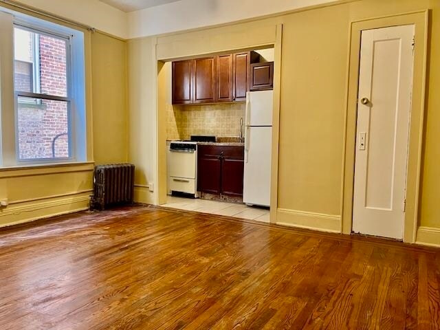 Foto principal - 5-7 Kelly Pkwy