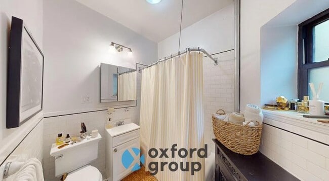 Building Photo - 2 bedroom in New York NY 10013