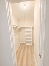 Building Photo - 6410 Del Monte Dr