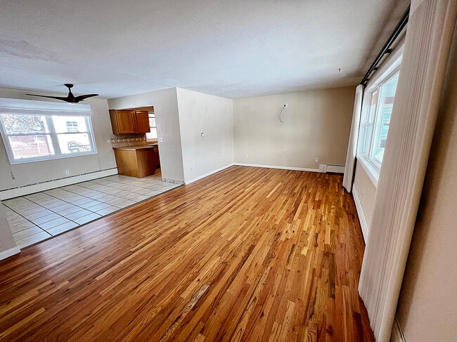 Building Photo - 6204 Deer Ave