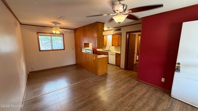 Building Photo - 715 Harding St