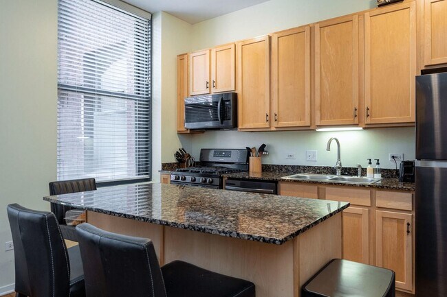 Foto del edificio - 208 W Washington St