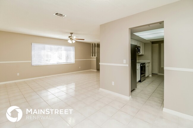Building Photo - 301 Chutney Dr