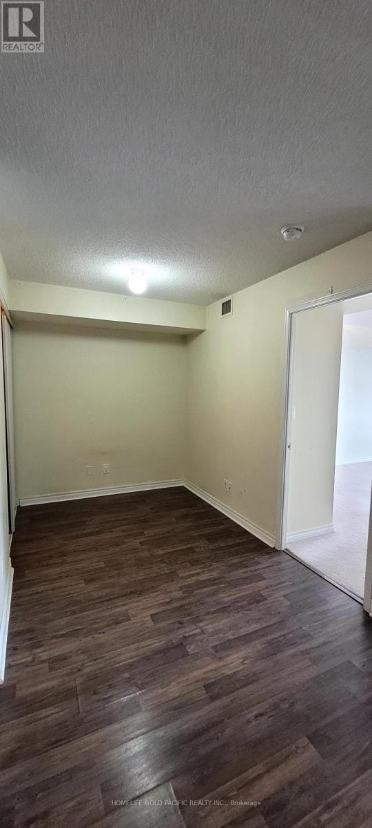 Photo du bâtiment - 35 Hollywood Ave