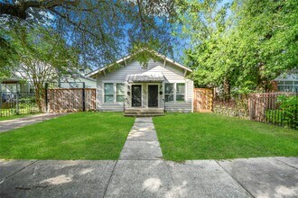 Building Photo - 4720 McKinney St