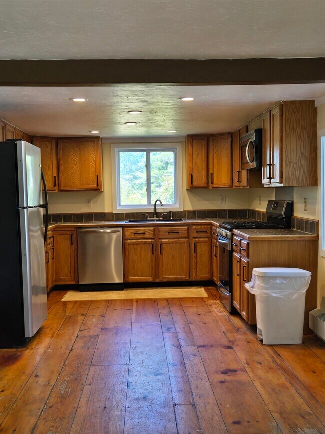 Foto del edificio - 126 NH-104