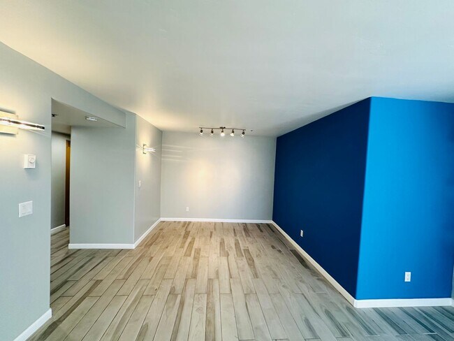 Foto del edificio - Ground level 2 bedroom, 2 bath in Bayfront...