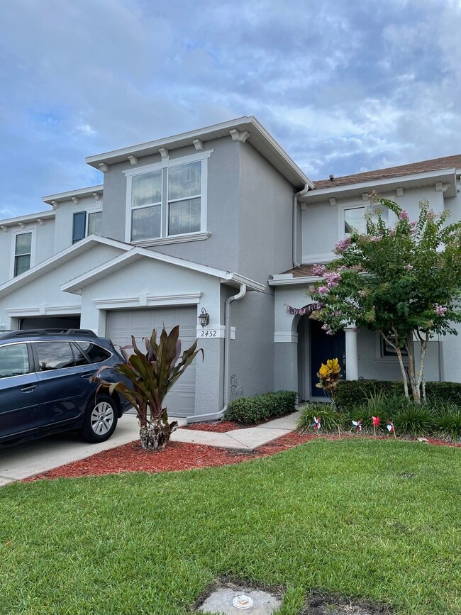 Photo - 2452 Hassonite St Townhome