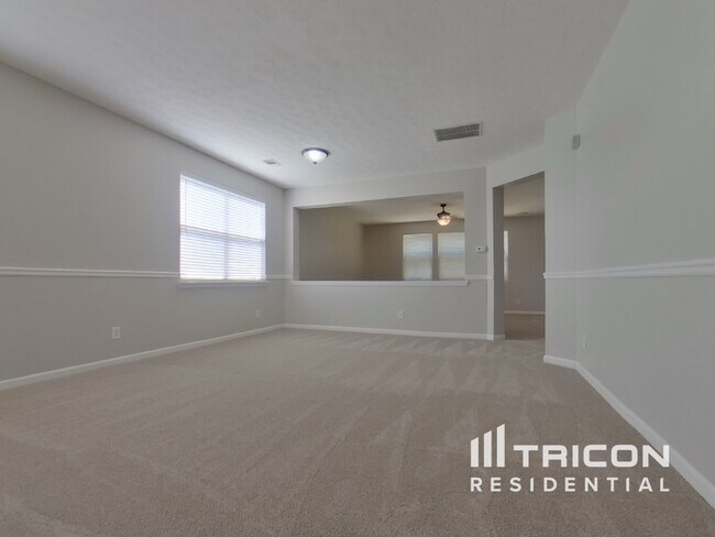 Foto del edificio - 313 Cedar Bay Cir