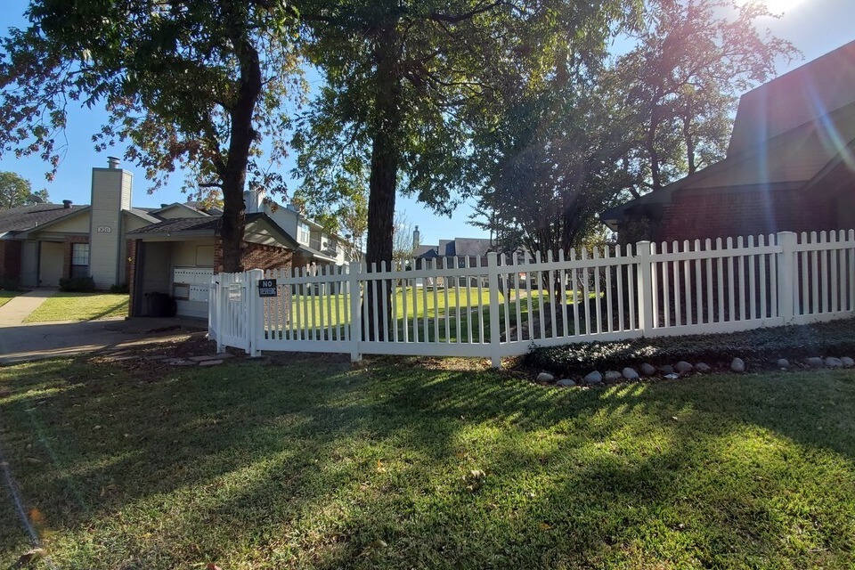 Foto principal - Glenrose Square Apartments