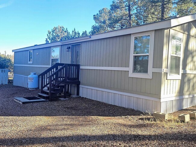 Foto del edificio - 1001 E Owens