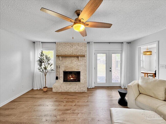 Foto del edificio - 12148 Sage Ave