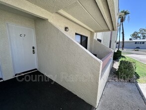 Building Photo - 441 Moser Ave