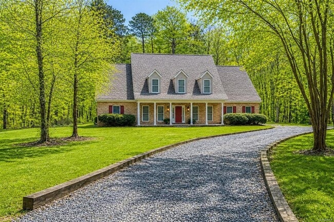 Building Photo - 134 Laurelwood Dr