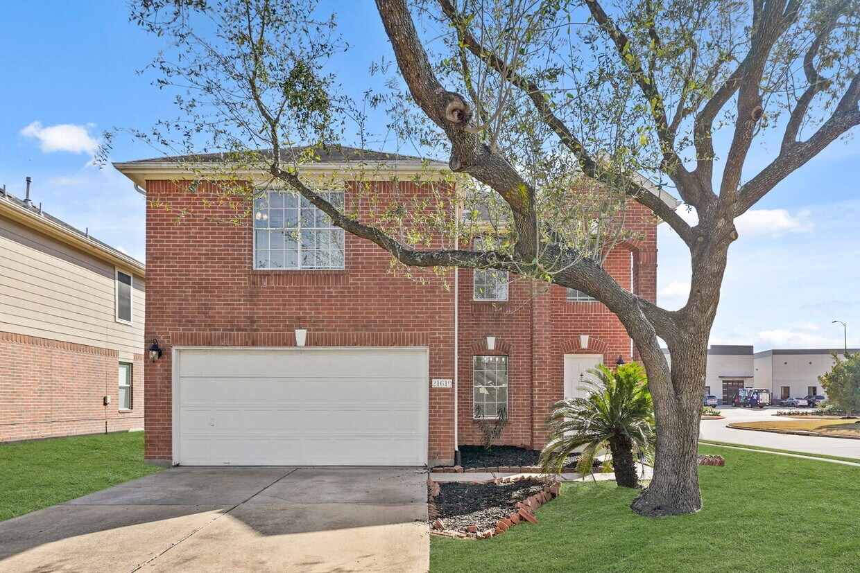 Photo - 21619 Knightsbrook Lane